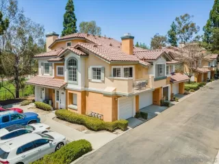 Photo #2: 260012714 Listing