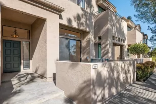 Photo #1: 260012723 Listing