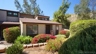 Photo #1: 260012725 Listing