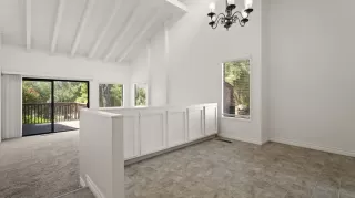 Photo #4: 260012725 Listing