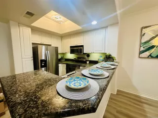Photo #4: 260012743 Listing 