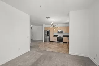 Photo #4: 260012785 Listing