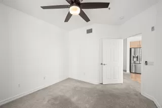 Photo #6: 260012785 Listing