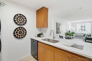 Photo #6: 260012810 Listing