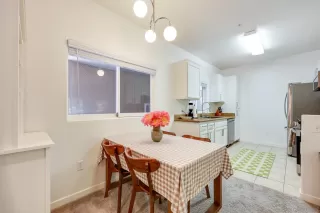 Photo #6: 260012816 Listing