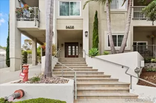 Photo #1: 260012839 Listing