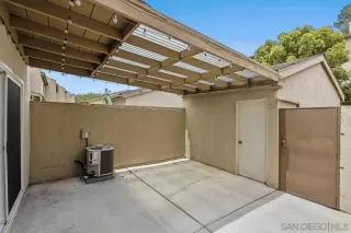 Photo #4: 260012850 Listing