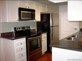 Photo #1: 260012855 Listing