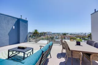 Photo #2: 260012856 Listing