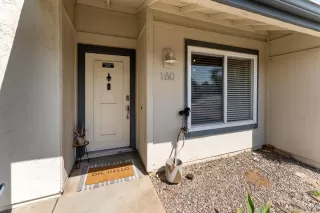 Photo #1: 260012867 Listing