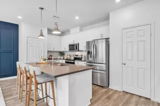 Photo #4: 260012875 Listing 