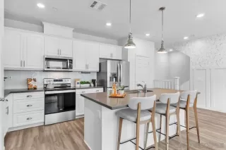 Photo #6: 260012875 Listing 