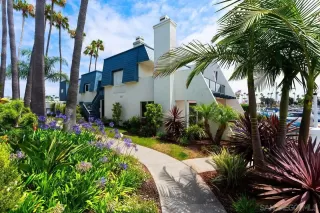Photo #3: 260012882 Listing