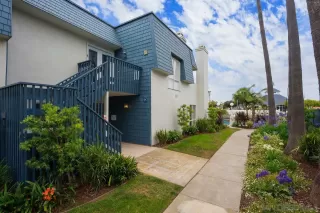 Photo #4: 260012882 Listing