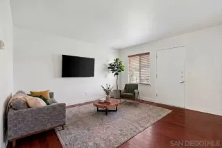 Photo #2: 260012897 Listing