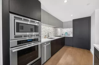 Photo #5: 260012906 Listing