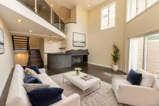 Photo #1: 260012929 Listing