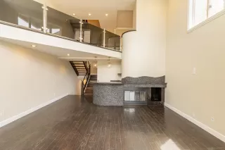 Photo #3: 260012929 Listing