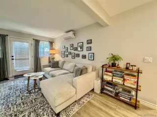 Photo #1: 260012930 Listing