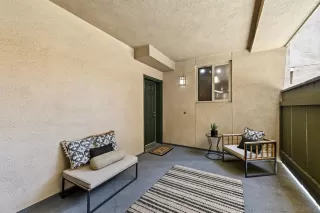 Photo #1: 260012937 Listing