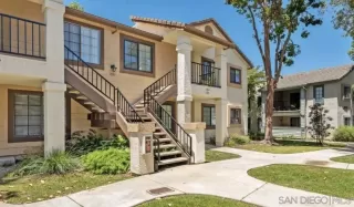 Photo #1: 260012939 Listing 