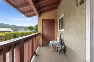 Photo #2: 260012942 Listing
