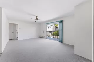 Photo #2: 260012974 Listing