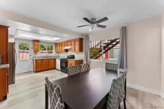 Photo #5: 260012975 Listing