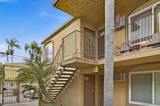 Photo #4: 260013011 Listing 