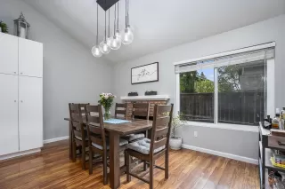 Photo #5: 260013014 Listing
