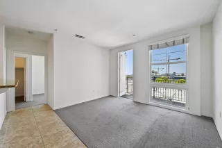 Photo #1: 260013066 Listing 
