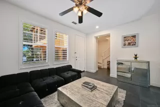 Photo #1: 260013089 Listing