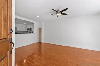 Photo #3: 260013110 Listing