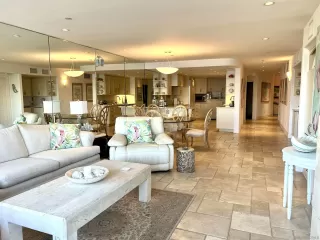 Photo #6: 260013127 Listing