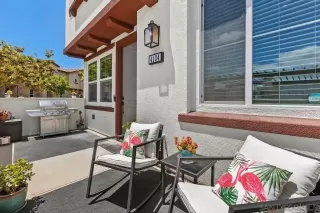 Photo #4: 260013135 Listing