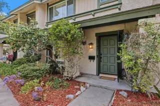 Photo #4: 260013141 Listing