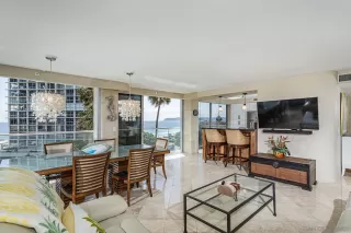 Photo #6: 260013144 Listing