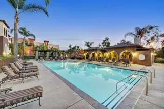 Photo #1: 260013175 Listing