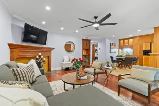 Photo #4: 260013179 Listing
