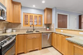 Photo #6: 260013179 Listing
