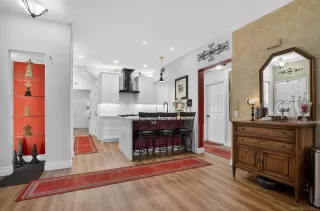 Photo #3: 260013180 Listing