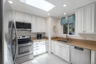 Photo #4: 260013198 Listing 