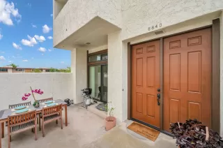 Photo #2: 260013210 Listing
