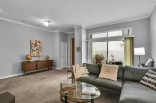 Photo #3: 260013210 Listing