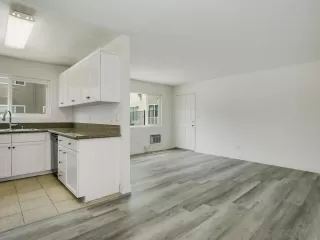 Photo #4: 260013232 Listing 