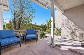 Photo #1: 260013239 Listing