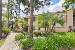 Photo #3: 260013242 Listing