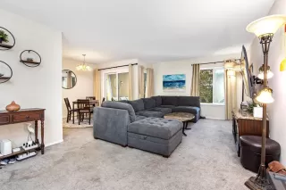 Photo #4: 260013279 Listing