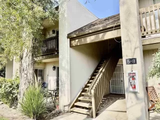 Photo #2: 260013320 Listing