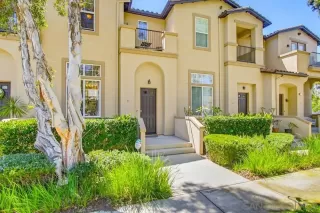 Photo #3: 260013323 Listing 